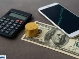آرامش مصنوعی در بازار دلار و بی‌ اعتمادی در بورس | اقتصاد ایران بر لبه تیغ در حرکت است؟