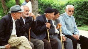 سونامی سالمندی در راه است؛ ایران با شتابی بی‌سابقه پیر می‌شود