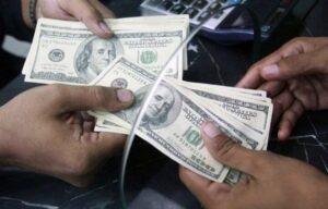 احتمال ورود دلار به کانال ۱۴۰ هزار تومان | تداوم سقوط پله پله طلا و ارز