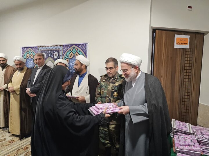 ضیافت نور و همدلی در مدرسه؛ وقتی آیات مهمان دل دانش‌آموزان سنندجی شد