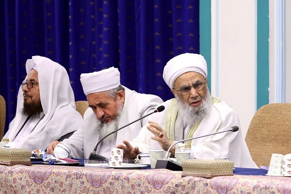 علمای اهل سنت: مردم ایران بار دیگر دشمنان را ناامید کردند