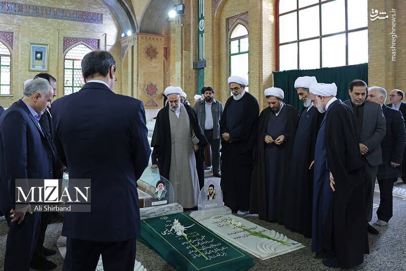 عکس/ حضور رئیس و مسئولان عالی قضایی در حرم امام خمینی(ره)