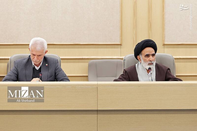 عکس/ دیدار رئیس قوه قضاییه با اعضای ستاد مرکزی دهه فجر