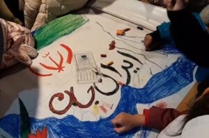 برپایی غرفه «ایستاده برای ایران» توسط کتابخانه های عمومی در مراغه