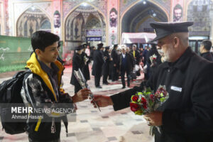 برگزاری برنامه «در مسیر بهشت» ویژه نوجوانان پسر در حرم امام رضا(ع)