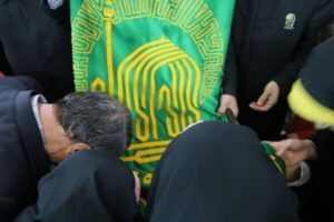 حضور خادمان حرم رضوی در منزل سردار شهید بصیر