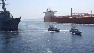 حمله به شناور حامل اقلام حیاتی بیماران دیالیزی محکوم شد