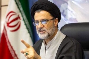 روایت تازه نبویان از عبور کشتی‌های تنگه هرمز با اخذ عوارض