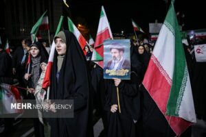 مردم ایران اسلامی و پایداری بی پیشینه