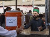 ارائه خدمات متنوع موکب حرم حضرت عباس (ع)به زائران روز عرفه در کربلا