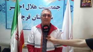 استقرار ۵۰ نیروی داوطلب و امدادگر هلال احمر در میدان امام خمینی قرچک