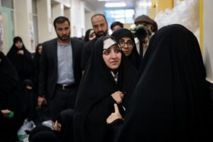 بازدید بهروز آذر از مدرسه‌ شهدای محمدیه در محله هرندی تهران