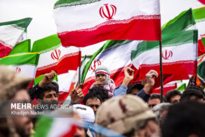 بازسازی یا بازآفرینی؟ ایران در شرایط پساجنگ تحمیلی سوم