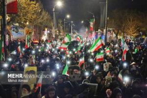 تداوم حضور باشکوه وعزتمندانه زنجانی‌ها در دفاع از وطن