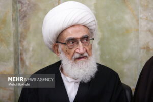 دفتر آیت الله نوری همدانی:مواضع و فتاوا تنها از طریق دفتر منتشر می‌شود
