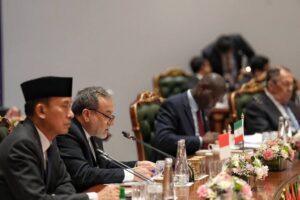 رایزنی عراقچی با وزرای خارجه روسیه، برزیل و مالزی در دهلی‌نو