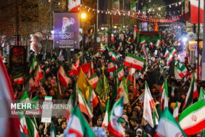 رجزخوانی «حسین عینی فر» در شصت وهفتمین شب اجتماع مردم زنجان