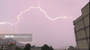 رعد و برق و بارش باران در شهرستان قصرشیرین