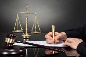 شناسایی و توقیف اموال ۷ نفر از خائنین به وطن در استان ایلام