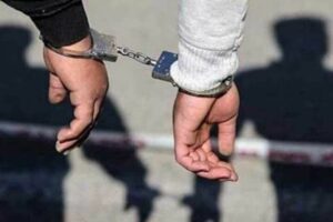 عضو گروهک منافقین در ازنا دستگیر شد