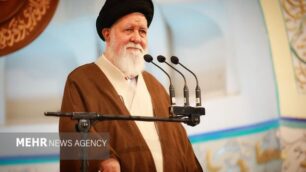 علم‌الهدی: عامل اصلی پیروزی‌های ما عنایت و توجه امام زمان(عج) است