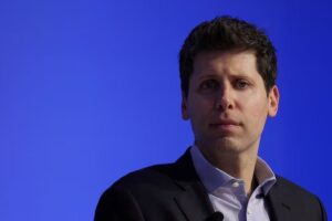 مدیر اوپن ای آی: هوش مصنوعی مشاغل را نابود نمی‌کند