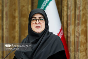 مهاجرانی: دختران این سرزمین، روایت ادامه‌دار پایداری و امیدند