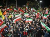 وقتی مردم می‌آیند، میدان رنگ حماسه می‌گیرد