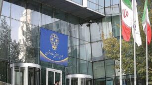 مشکل تال سهام برطرف شد | خریداران خودرو و سایپا نیاز نیست ۱۰۰ سفارش بگذارند