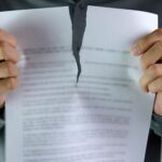 فسخ قرارداد؛ آیا هر پشیمانی حق فسخ ایجاد می‌کند؟