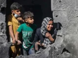 جانا، تنها بازمانده خانواده؛ داستان کودکان فلسطینی که خانواده‌شان را از دست دادند